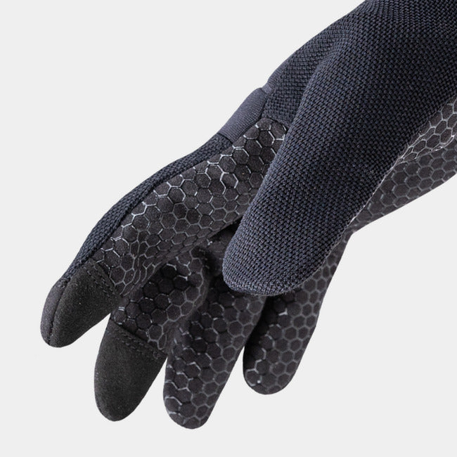 HexArmor HexBlue 4045 fingertip close-up, needlestick-rated area